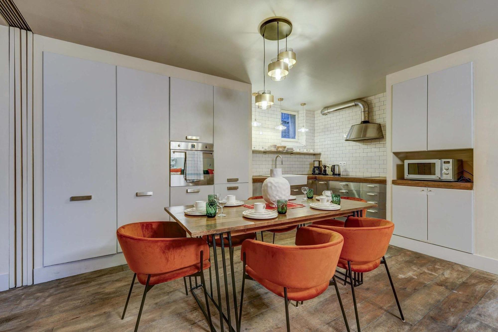 Le Marais - Les Halles Colorful & Modern 3bd