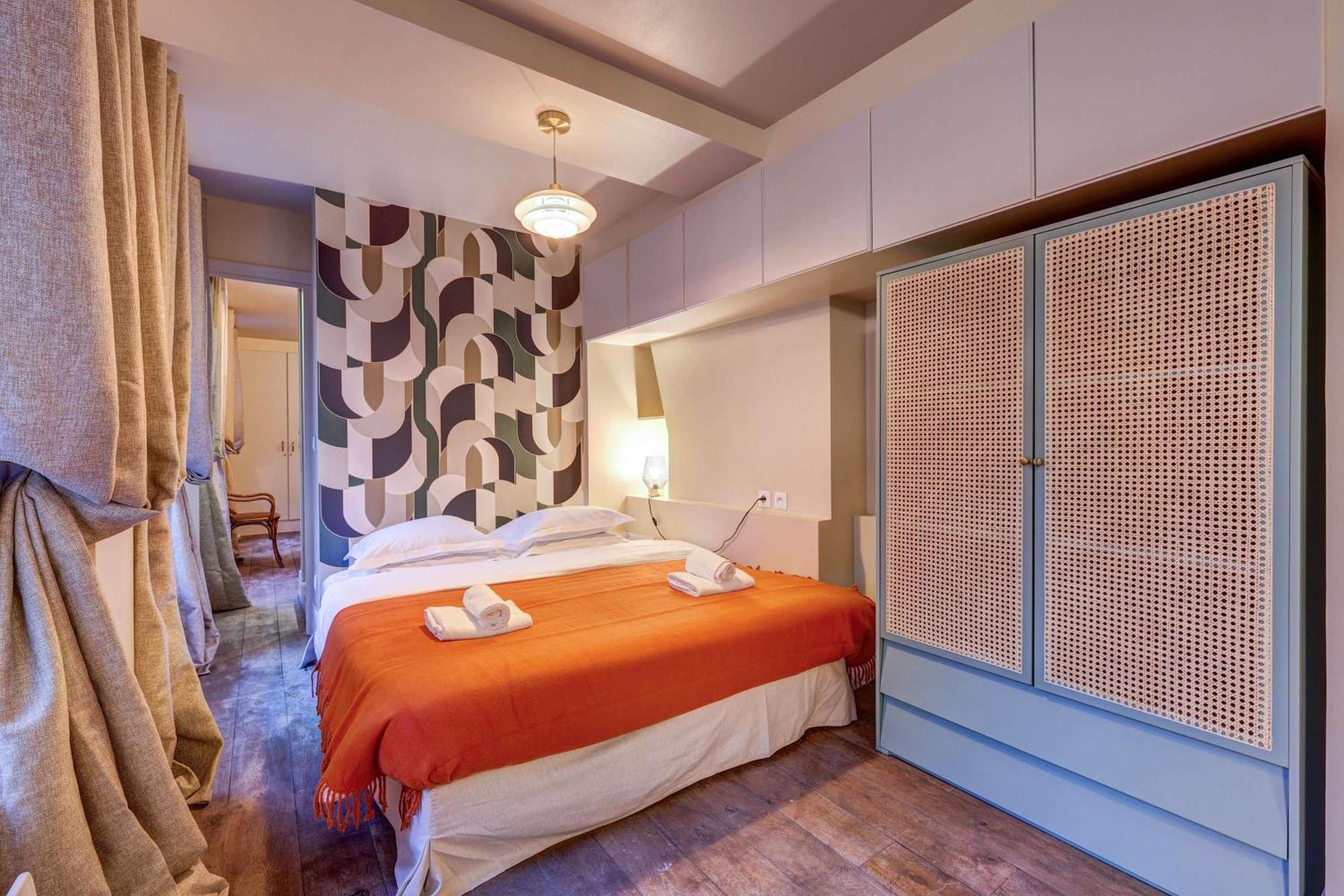 Le Marais - Les Halles Colorful & Modern 3bd Appartement Parijs