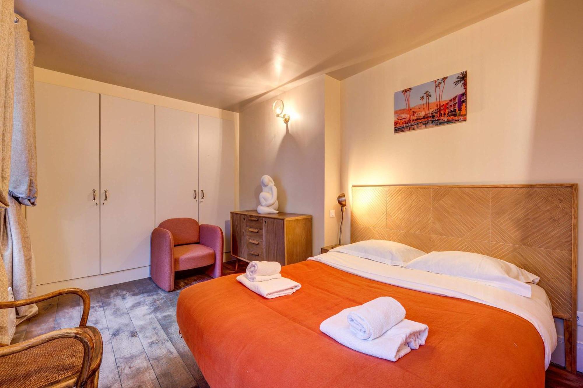 Le Marais - Les Halles Colorful & Modern 3bd * Parijs